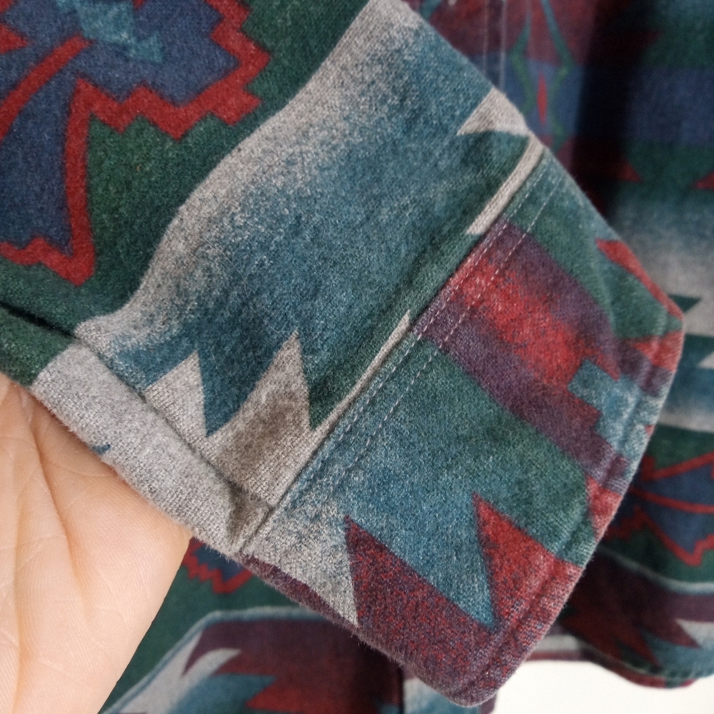 Cabela's southwestern style flannel long sleeve button down shirt - Picture 4 of 8